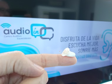 Audífono casi invisible